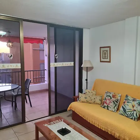 Gloria Apartment *
